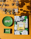 Livro Chanel in 55 Objects por Emma Baxter-Wright