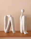 Escultura em Polirresina "Sitting" I 26cm x 11cm x 5,5cm